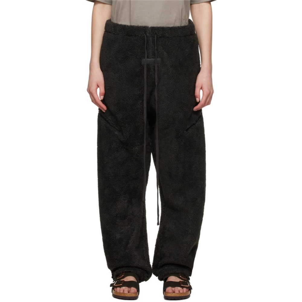 women’s black essentials fear of god polyest sherpa lounge pants BNWT